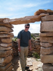 tom_at_the_farmhouse_ruin