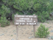 thousand_lake_mountain_sign