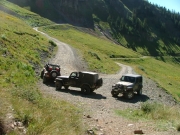 jeeps_at_the_waterfall