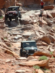 aaron_down_the_cliff