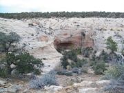 alcove_with_tower_house_ruins