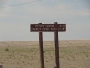 sign_at_the_pavement