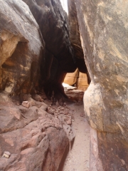 cairns_in_the_cave