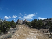 trail_rocks