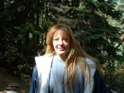 beth_on_the_trail