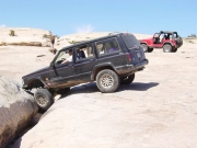 kendall_in_golden_crack_part_1