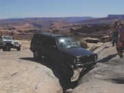 kendall_in_golden_crack_part_4