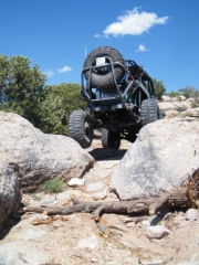 robert_between_rocks_part_3