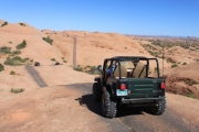 jeeps_on_the_trail