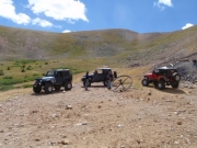 jeeps_at_the_end_on_the_trail