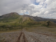 down_american_flag_mountain