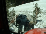 tom_digging_monica_out