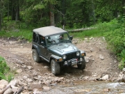 bob_r_through_the_creek_part_1