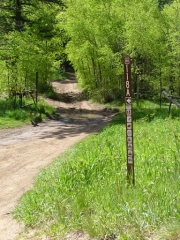 trailhead_sign