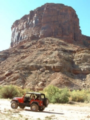monica_and_big_scenery