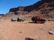 jeeps_at_the_ditch