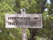 golden_stairs_sign