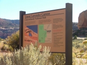 sign_2_at_locked_gate