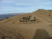 cabin_near_overlook_1