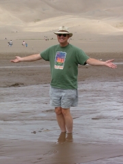 bob_r_in_sand