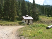 old_cabin_1