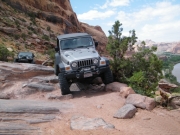 andrew_on_rocks