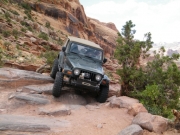 bob_on_rocks