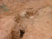dirt_crack