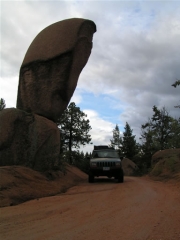 dave_under_balanced_rock