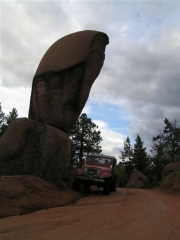 roger_under_balanced_rock