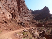 narrow_trail