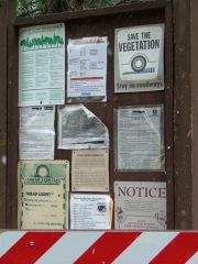 signs_at_the_trailhead