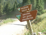 trailhead_sign