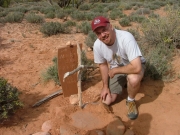 robert_at_the_grave