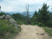 trail_before_the_notch