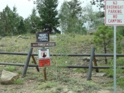 trailhead_signs