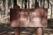 state_line_sign