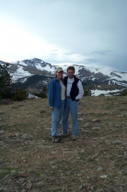 katy_and_chris_on_top_of_a_mountain