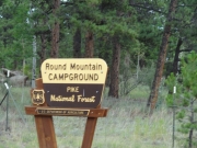 round_mountain_campground_sign