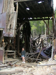 larissa_in_the_frontenac_mine