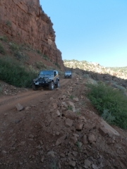 walt_and_mike_on_switchbacks