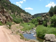 water_next_to_the_trail