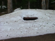 picnic_table_in_snow