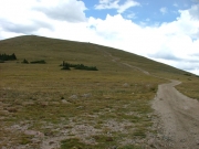 trail_up_glacier_ridge