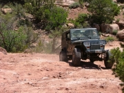 robert_on_rocks