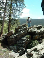 aaron_rockclimbing