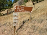 trailhead_sign