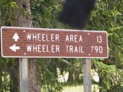 trailhead_sign_1