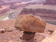 balanced_rock