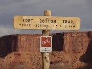 fort_bottom_trail_sign